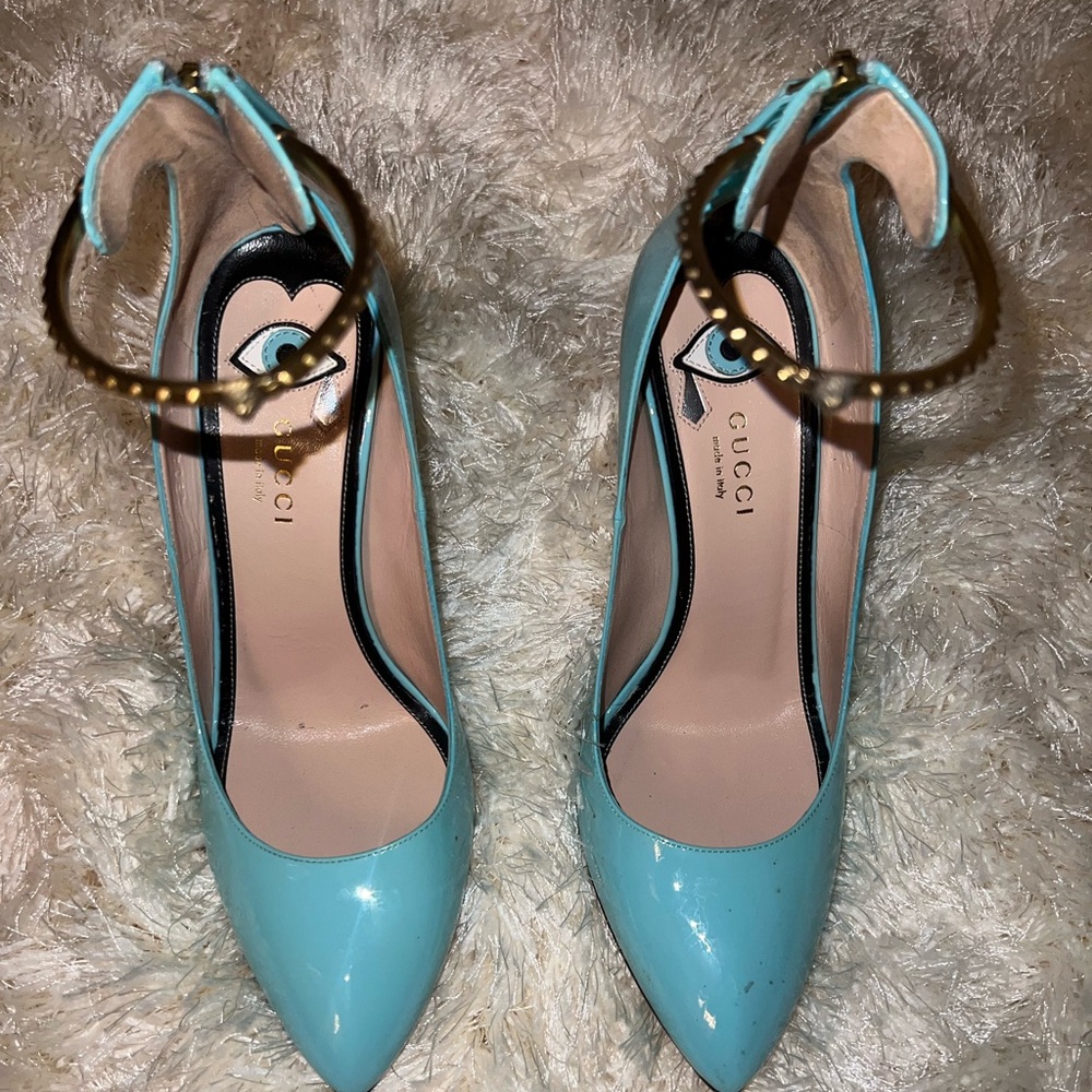 Baby blue Gucci heel size 38 us women 8